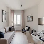 Guesthost - Modern Lambrate Apartamento Milán
