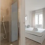 Guesthost - Modern Lambrate Apartamento *