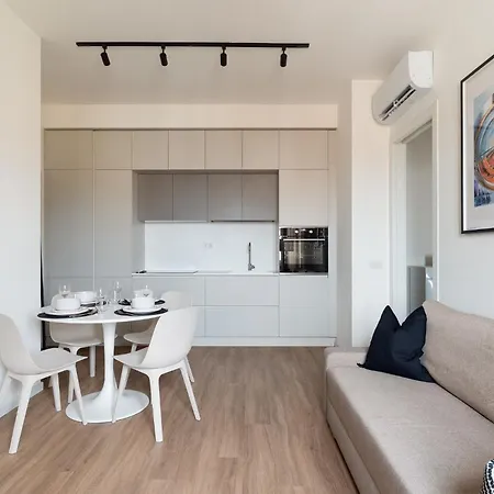 Guesthost - Modern Lambrate Apartment Milan