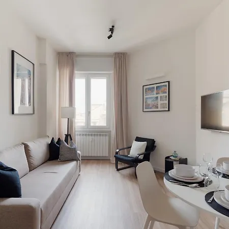 Guesthost - Modern Lambrate Apartment Milan