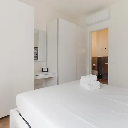 Guesthost - Modern Lambrate Apartment Milan